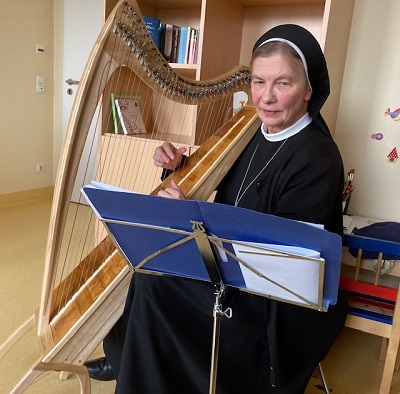 harfe nonne 1